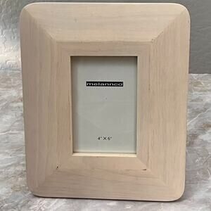 Melannco Wood Picture Frame 4 x 6 in Rectangle Raised Modern Minimalist